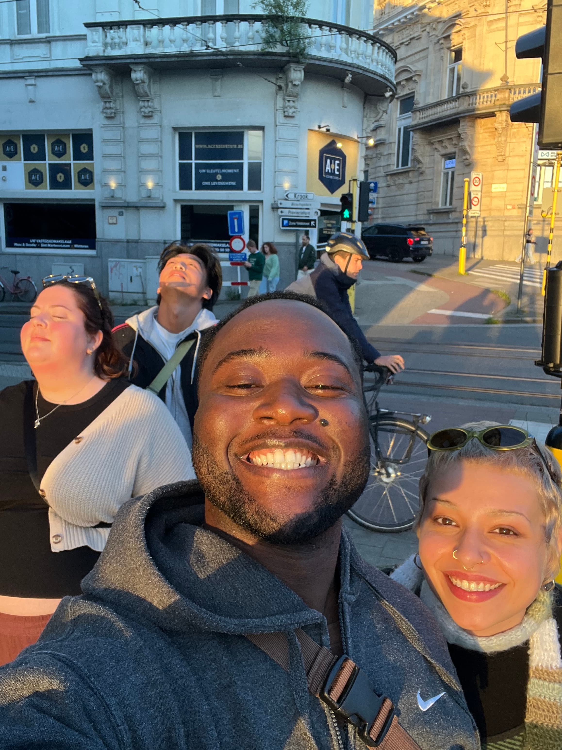 Yann and friends in Ghent, enjoying the sunshine